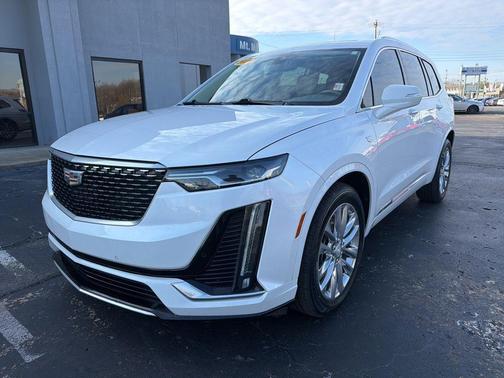 Crystal White Tri-Coat 2021 Cadillac XT6 Premium Luxury FWD
