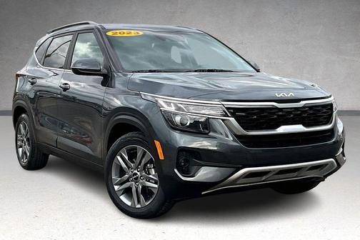 Gravity Gray 2023 Kia Seltos S