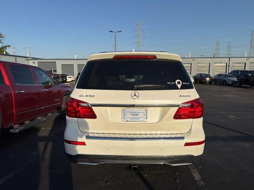 White 2015 Mercedes-Benz GL-Class GL 450 4MATIC