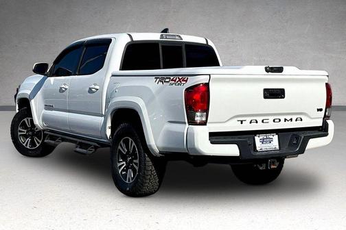 Super White 2016 Toyota Tacoma TRD Sport