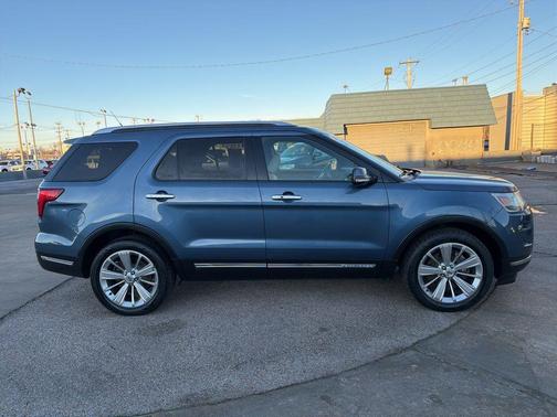 Blue Metallic 2019 Ford Explorer Limited