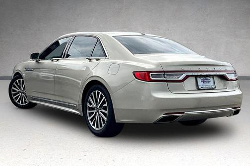White Gold Metallic 2017 Lincoln Continental Select
