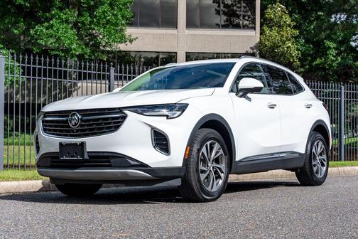 Summit White 2022 Buick Envision Essence
