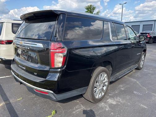 Black 2021 Chevrolet Suburban LT