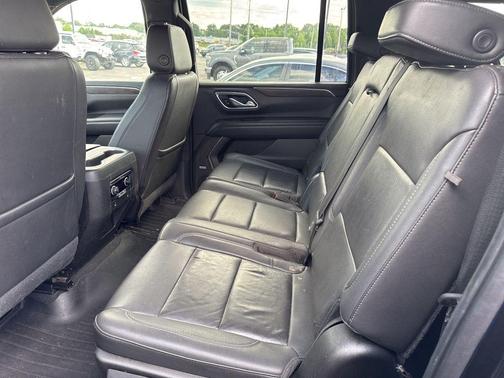 Black 2021 Chevrolet Suburban LT
