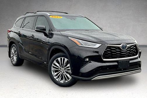 Amber 2021 Toyota Highlander Hybrid Platinum