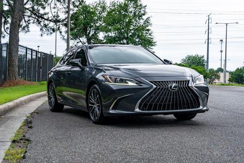 Gray 2023 Lexus ES 350 350