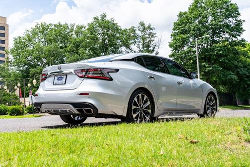 Brilliant Silver Metallic 2023 Nissan Maxima Platinum