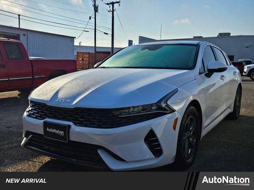 2022 Kia K5 LXS