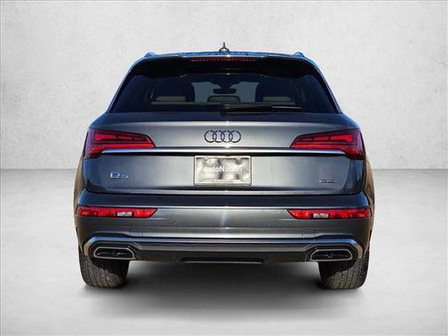 2022 Audi Q5 45 S line Premium Plus