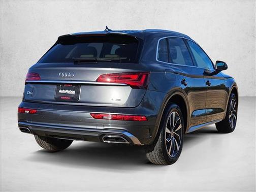 2022 Audi Q5 45 S line Premium Plus
