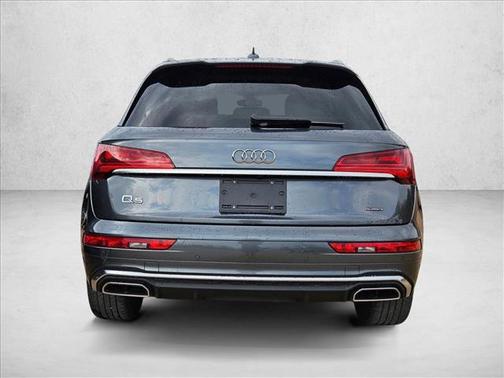 2022 Audi Q5 45 S line Premium Plus
