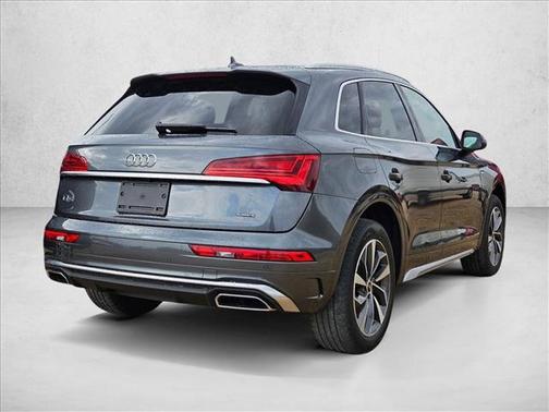 2022 Audi Q5 45 S line Premium Plus