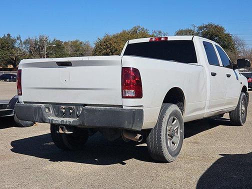 2017 RAM 3500 Tradesman Crew Cab 4x2 8' Box