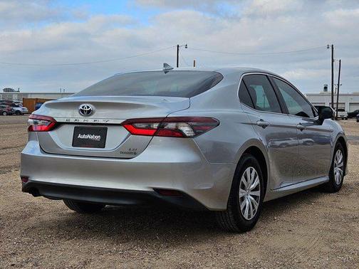 2021 Toyota Camry LE