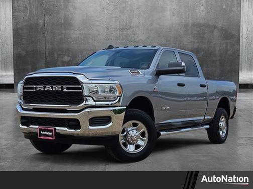 2020 RAM 2500 Tradesman Crew Cab 4X4 6'4' Box