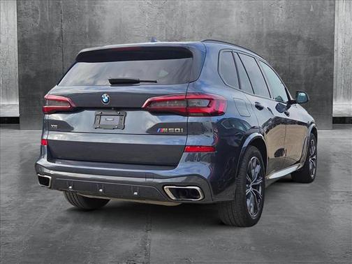 2021 BMW X5 M50i