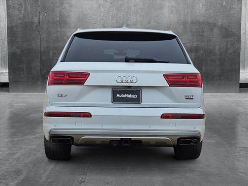 2017 Audi Q7 3.0T Premium