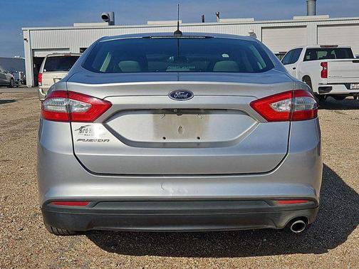2016 Ford Fusion S