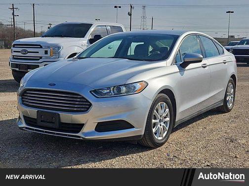 2016 Ford Fusion S