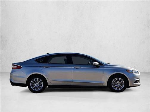 2016 Ford Fusion S