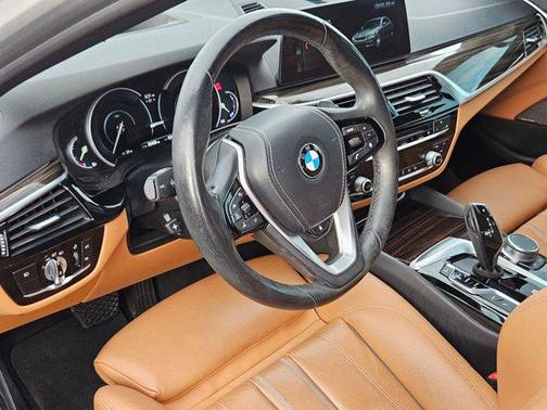 2018 BMW 530e xDrive iPerformance