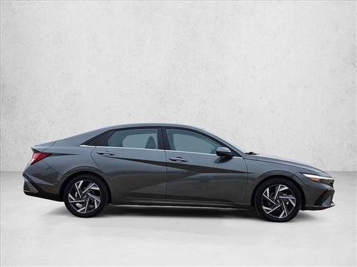 2025 Hyundai ELANTRA HEV Limited