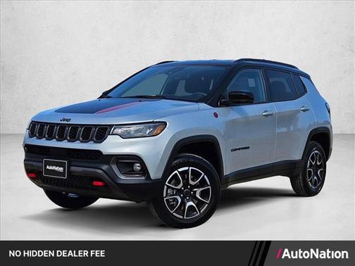 Silver Zynith Metallic Clearcoat 2025 Jeep Compass Trailhawk