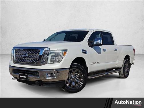 2017 Nissan Titan XD SL