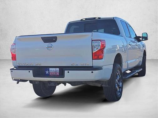 2017 Nissan Titan XD SL