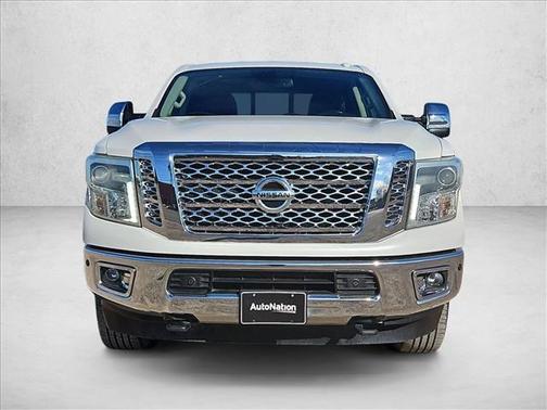 2017 Nissan Titan XD SL