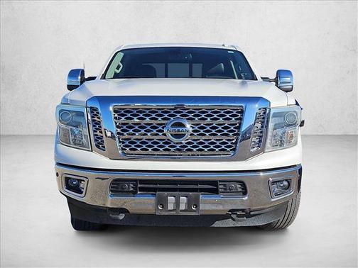 2017 Nissan Titan XD SL