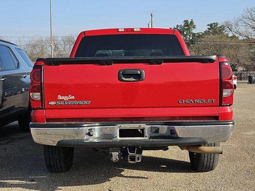 2005 Chevrolet Silverado 1500 LS Crew Cab