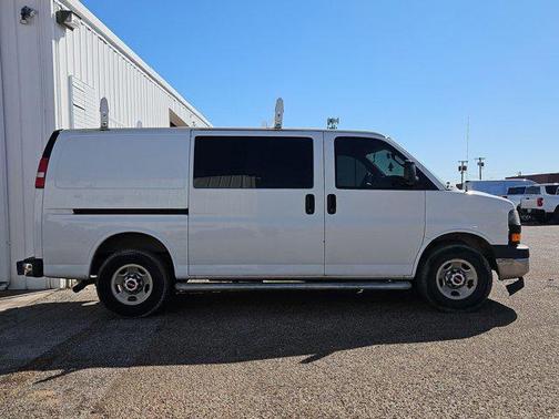 2017 GMC Savana 2500 Work Van