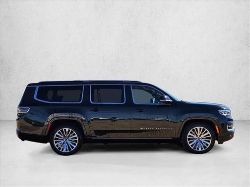 2023 Jeep Grand Wagoneer L Series III 4x4