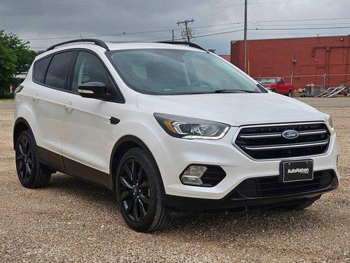 WHITE PLATINUM MET TRI-COAT 2017 Ford Escape Titanium