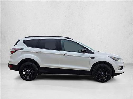 WHITE PLATINUM MET TRI-COAT 2017 Ford Escape Titanium