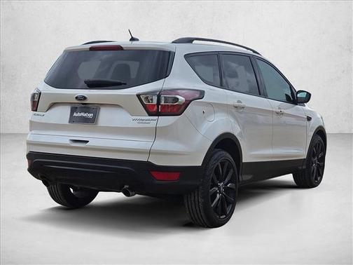 WHITE PLATINUM MET TRI-COAT 2017 Ford Escape Titanium