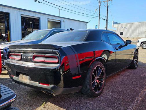 2016 Dodge Challenger R/T Scat Pack