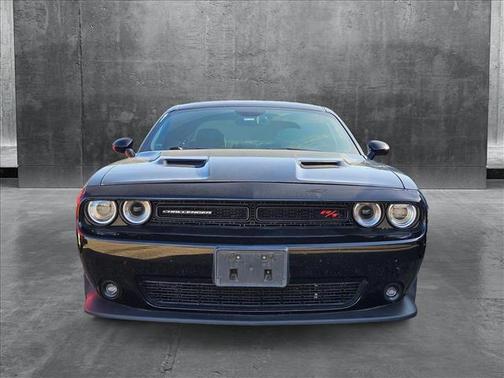 2016 Dodge Challenger R/T Scat Pack