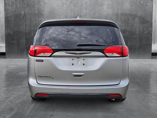 2019 Chrysler Pacifica Touring-L Plus