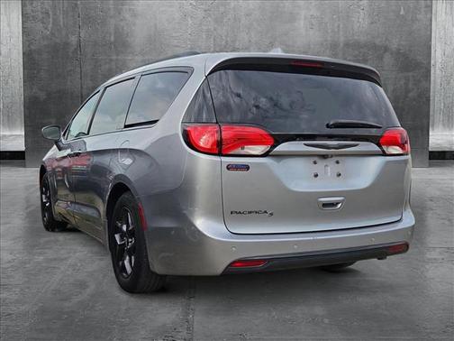 2019 Chrysler Pacifica Touring-L Plus
