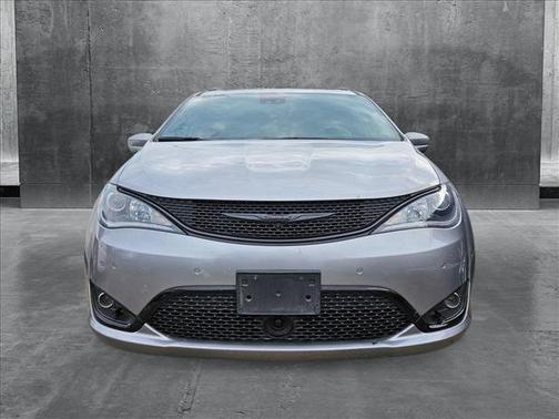 2019 Chrysler Pacifica Touring-L Plus