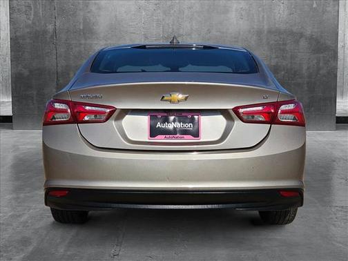 2022 Chevrolet Malibu FWD LT