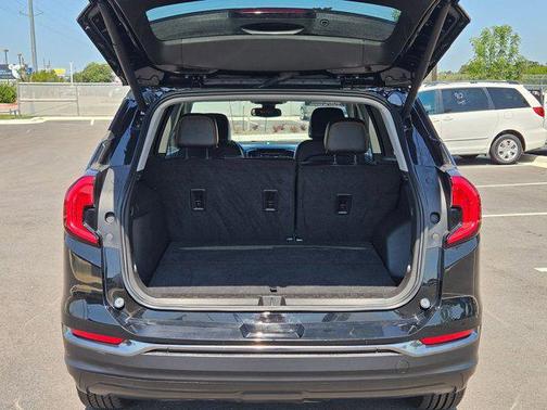 2023 GMC Terrain AWD AT4