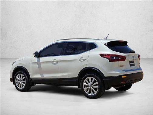 Pearl White Tricoat 2022 Nissan Rogue Sport SV