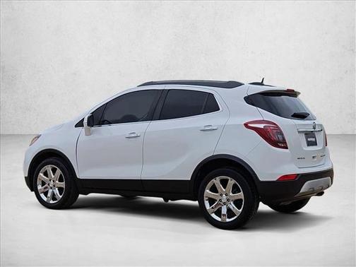 Summit White 2017 Buick Encore Preferred II