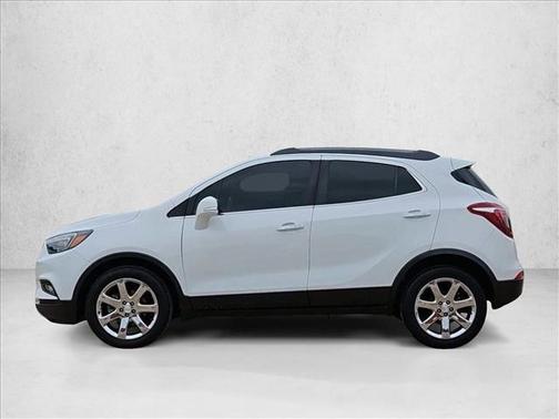 Summit White 2017 Buick Encore Preferred II
