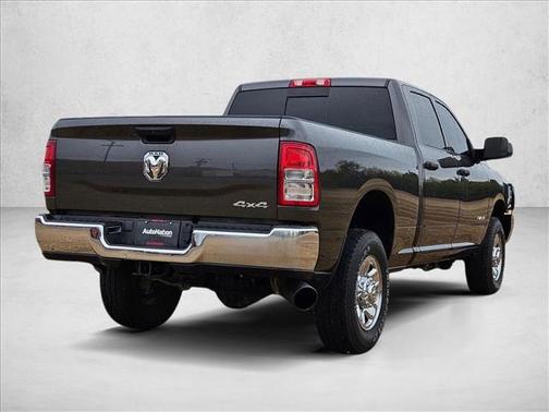 2022 RAM 2500 Tradesman Crew Cab 4x4 6'4' Box