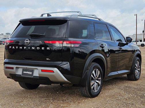 Super Black 2024 Nissan Pathfinder SL FWD
